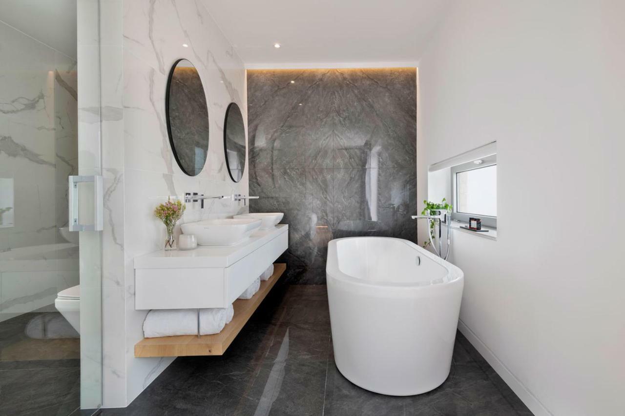 Golden Shore Paphos Ngoại thất bức ảnh